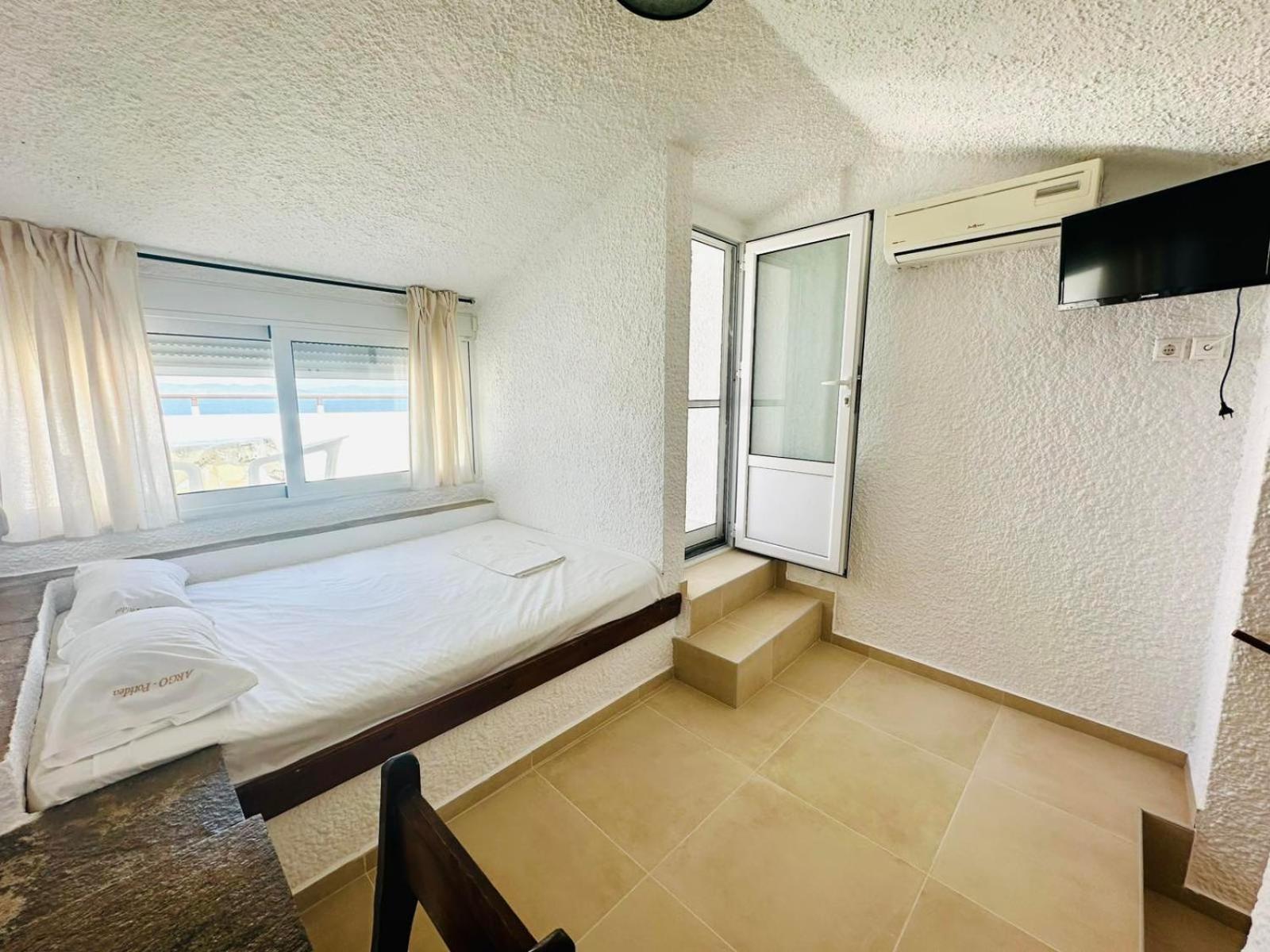 Argo Apartments Νέα Ποτίδαια Δωμάτιο φωτογραφία